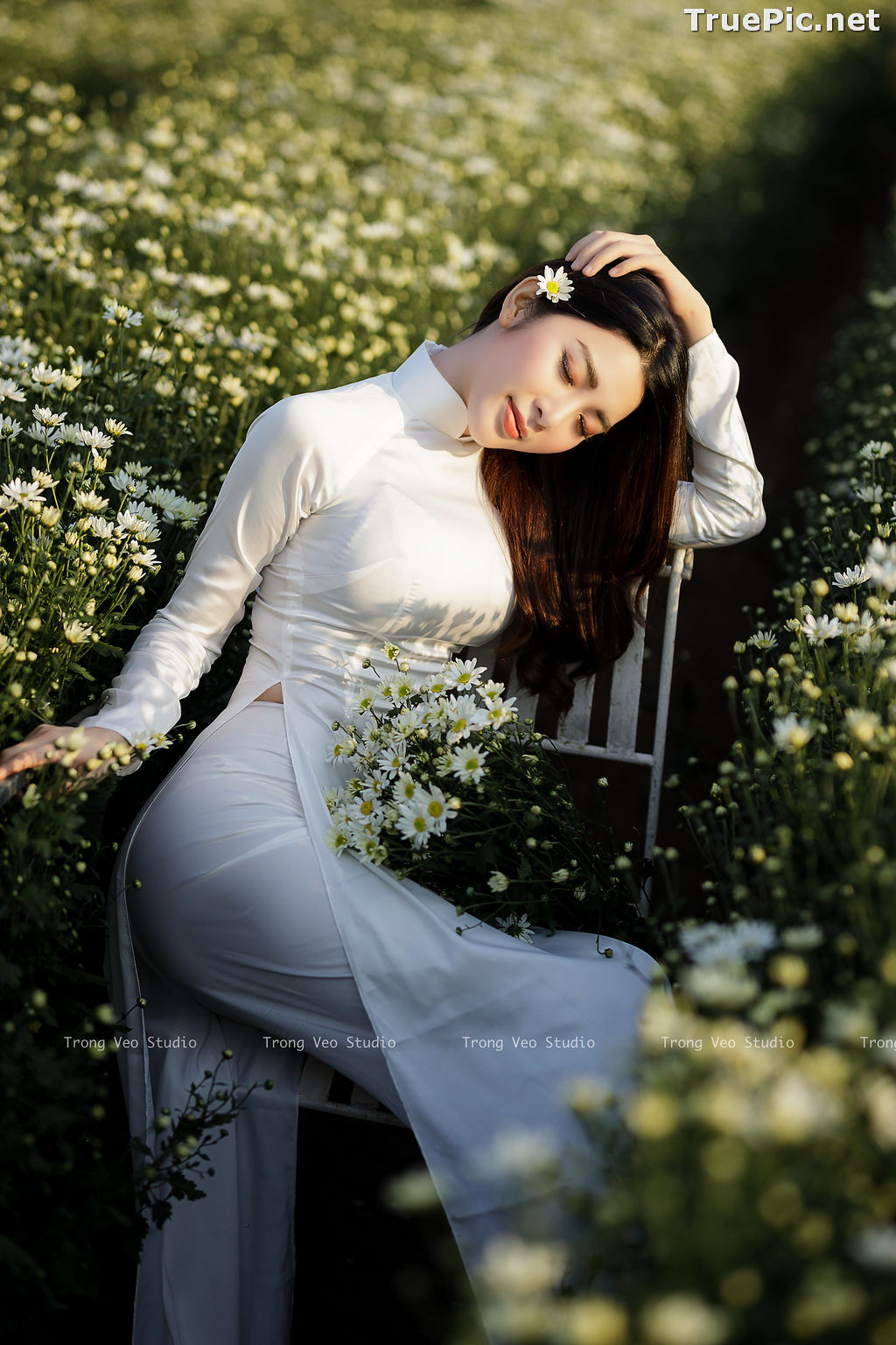 Image The Beauty of Vietnamese Girls with Traditional Dress (Ao Dai) #5 - TruePic.net - Picture-14