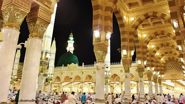 Dasar Hukum Puasa dan Hikmah Puasa yang bersumber dari Hadist Nabi Dasar Hukum Puasa dan Hikmah Puasa yang bersumber dari Hadist Nabi