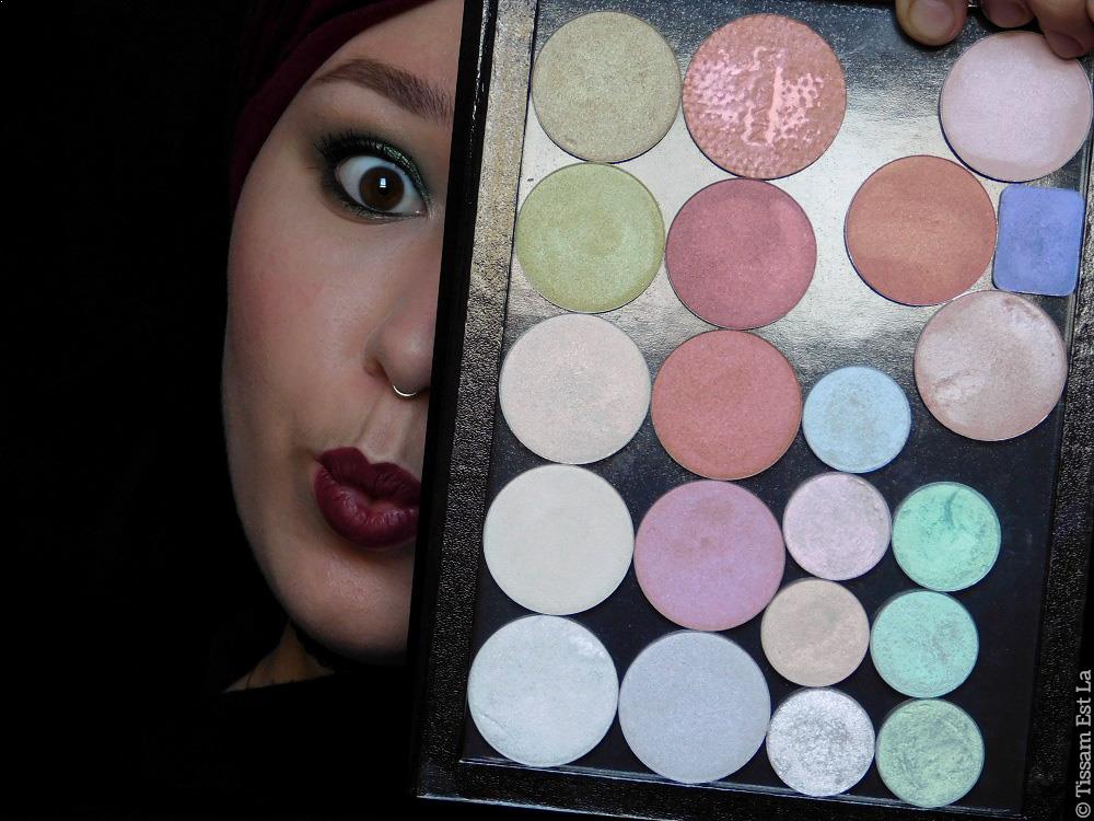 Falling Leaf Makeup Look | Juvia's Place Nubian 2 Palette - Primark PS... Master Blush Palette - Neve Cosmetics Vodka Eyeshadow - Pierre René Professional Matte Fluid Lipstick 06 Secret Garden - The Ordinary Serum Foundation 1.2 Neutral - Sephora Cinescope Mascara Falling Leaf Makeup Look | Juvia's Place Nubian 2 Palette - Primark PS... Master Blush Palette - Neve Cosmetics Vodka Eyeshadow - Pierre René Professional Matte Fluid Lipstick 06 Secret Garden - The Ordinary Serum Foundation 1.2 Neutral - Sephora Cinescope Mascara