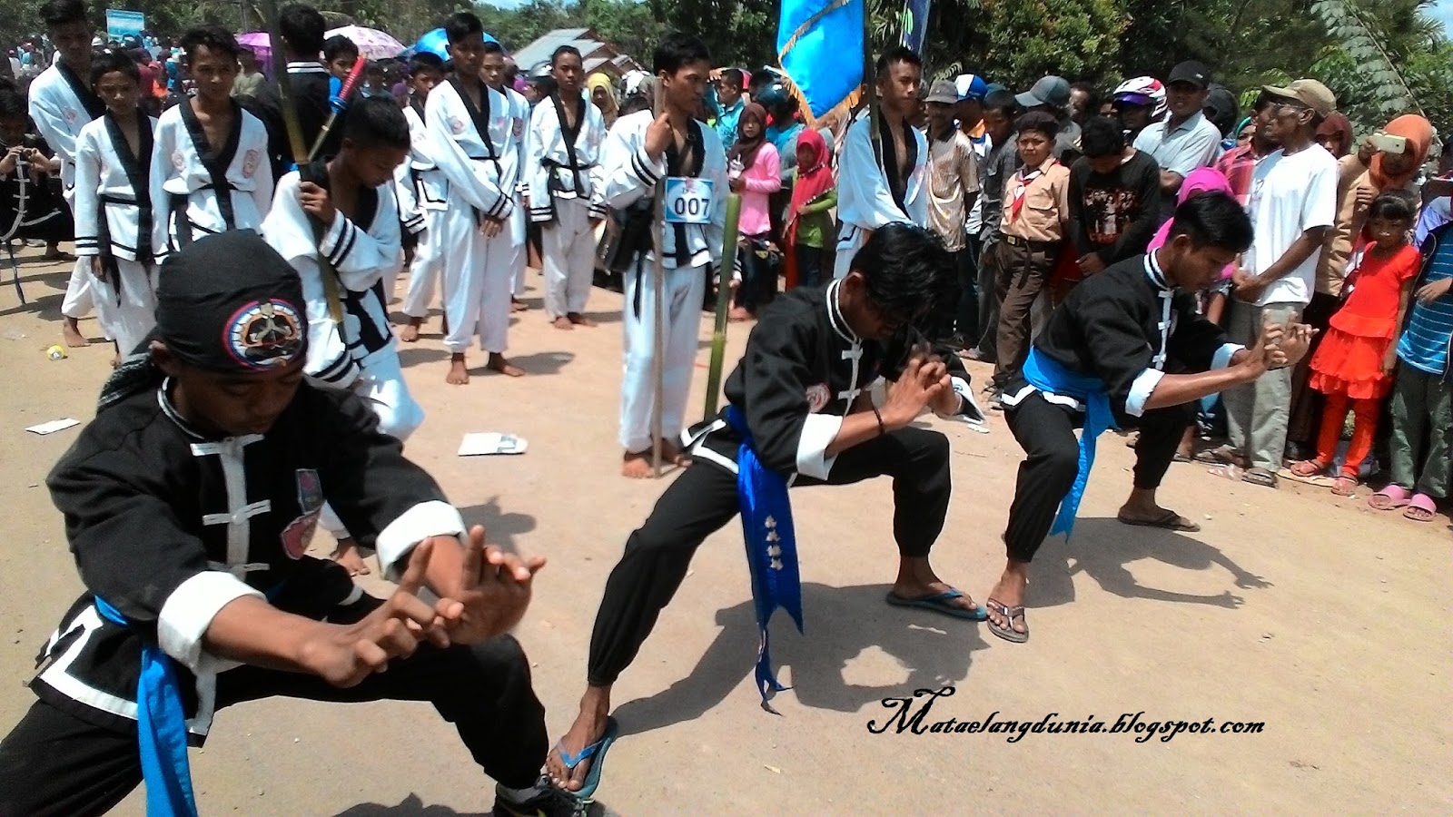 Berlatih Pencak Silat (1) Materi Penjas Kelas 11 SMA