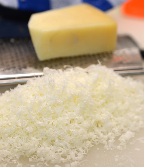 Smoked Sausage Carbonara on the Big Green Egg