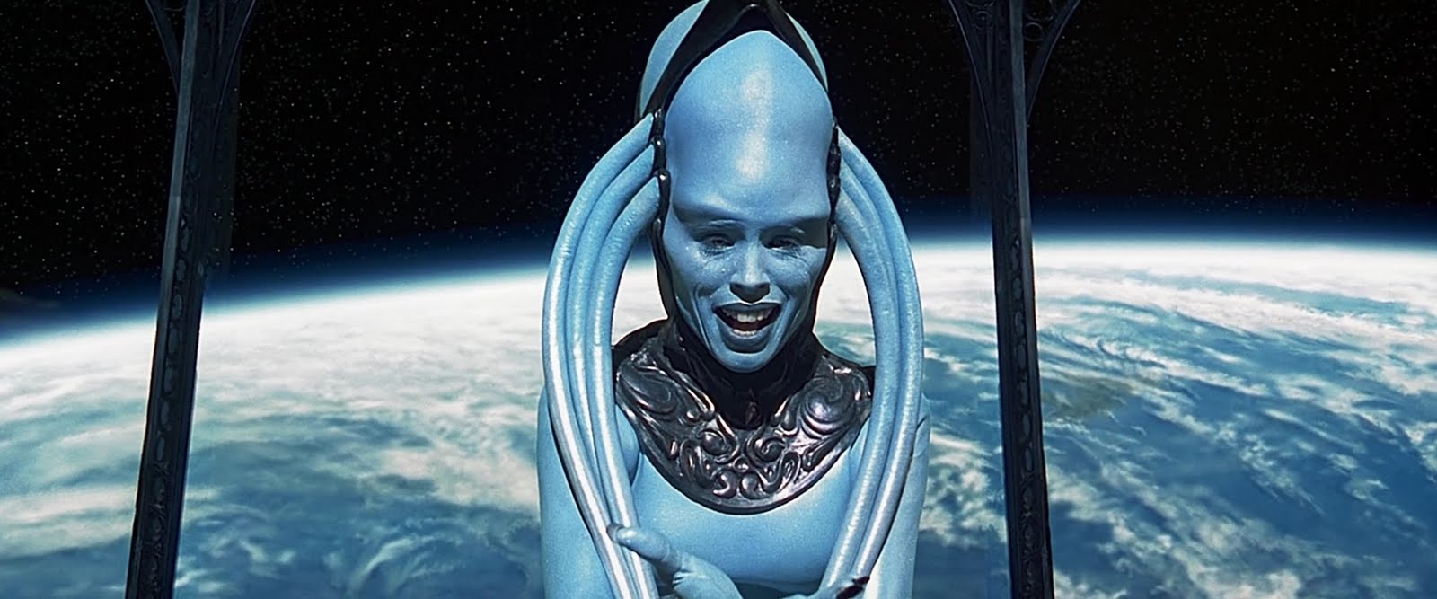 Дива плавалагуна ария. Пятый элемент ария дивы плавалагуны. Пятый элемент инопланетянка синяя. Дива плавалагуна певица. Пятый элемент плава лагуна.