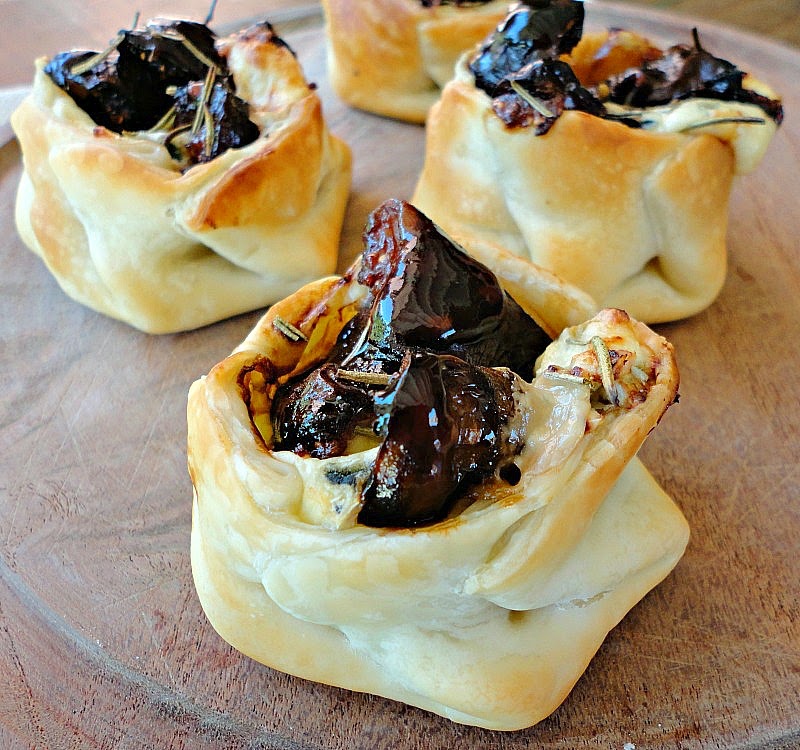 rosemary balsamic roasted fig and blue cheese puff pastry bites