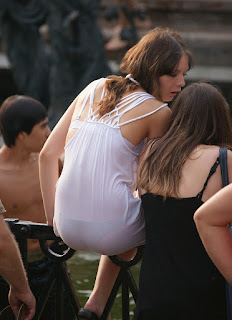 Se le marca el calzon en vestido transparente marca calzon vestido transparente