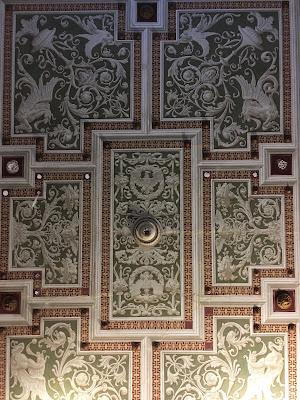 Siena: Palazzo delle Papesse - Decorazioni soffitto