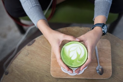 10 Manfaat Kesehatan dari Matcha Green Tea 