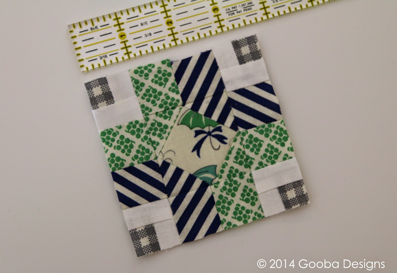 Gooba Designs: Starting Camille Roskelley's Juggle Quilt using 25th and