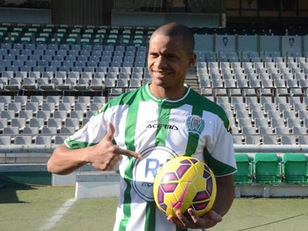 Oficial: Rio Ave, regresa ceddo a Edimar