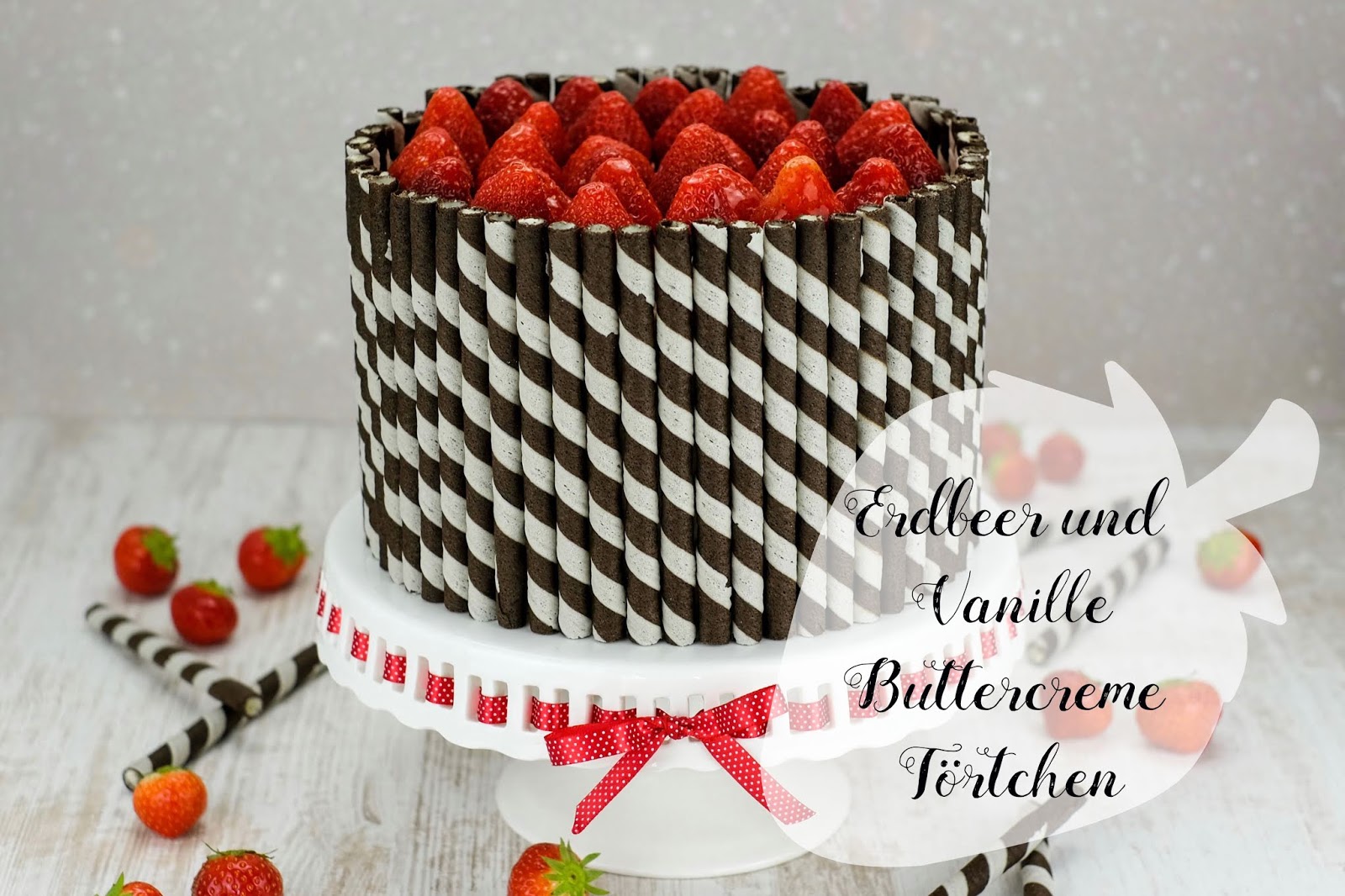 Erdbeer und Vanille Buttercreme Törtchen | Marion&amp;#39;s Kaffeeklatsch
