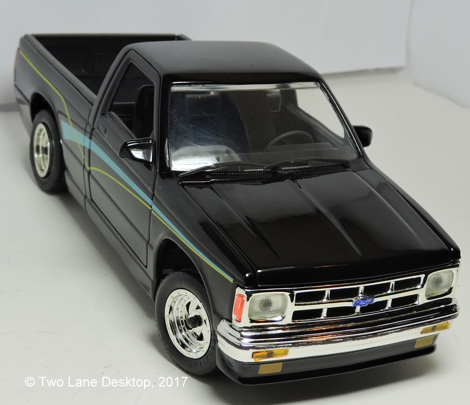 chevy s10 diecast model