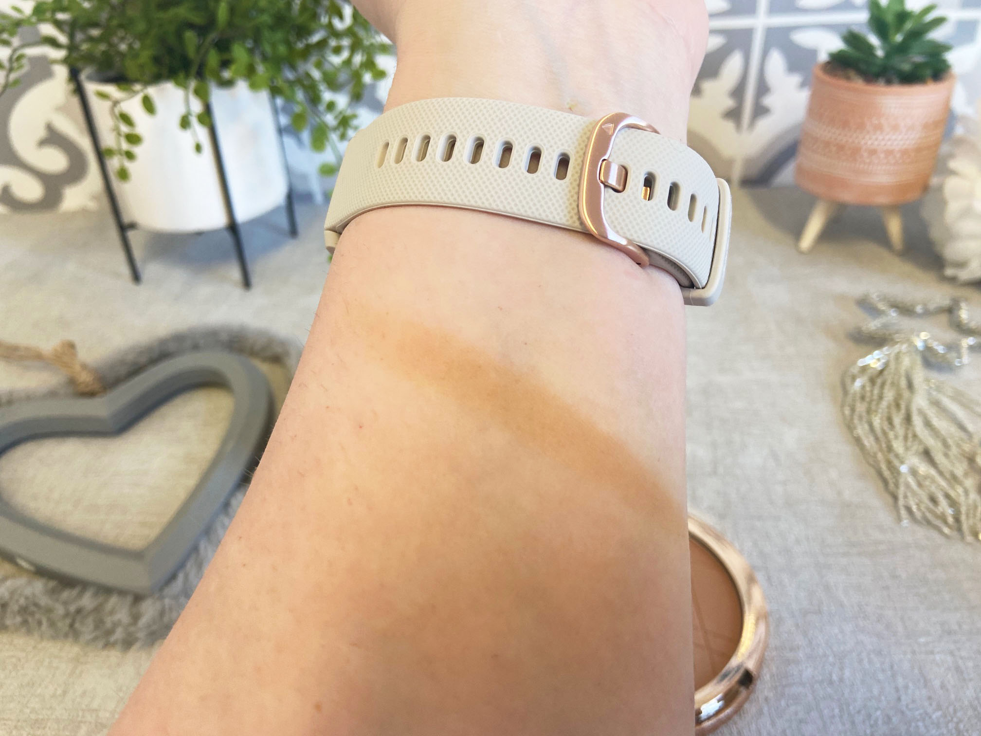 Iconic London Ultimate Bronzing Powder & Bronzing Brush Review