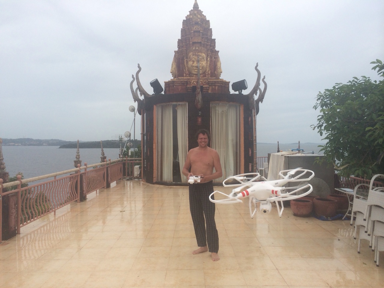 Полонский на острове