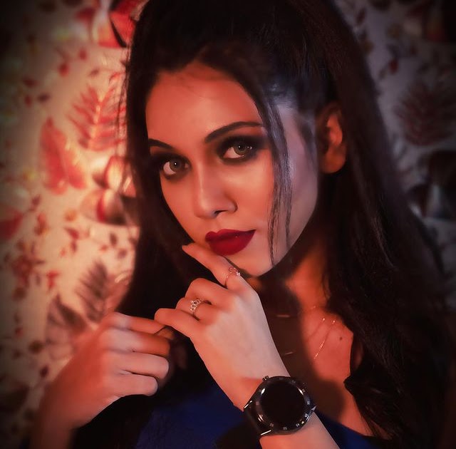 Simran Khan Wiki Biography, Web Series, Movies, Photos Age, Height and