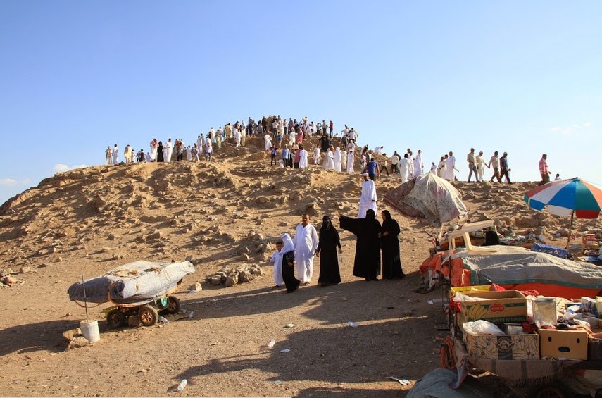 Jabal Rumat Bukit Pemanah Perang Uhud - UMRAH 2018