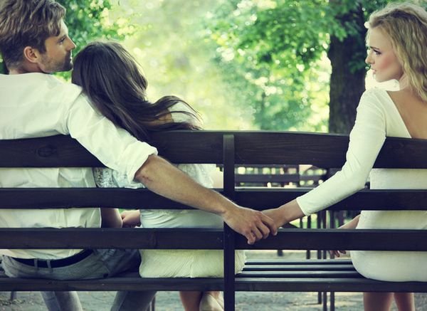 5 Sebab Suami Orang Pilihan Tepat Untuk Dijadikan Pasangan Hidup - SKOR
