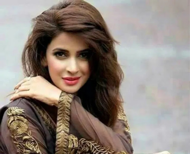 Pakistani Actress Saba Qamar Latest Sexy Hot Images.