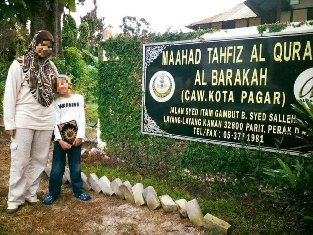 Anak ustaz kazim elias