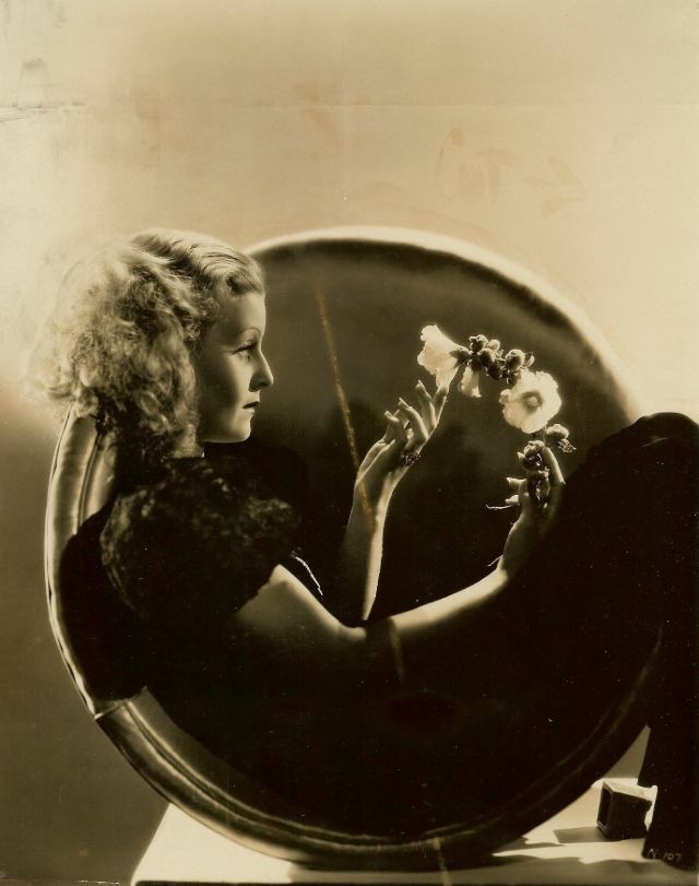 45 Glamorous Photos of Lilian Harvey in the 1920s and '30s ~ Vintage ...