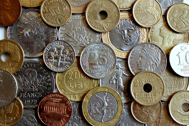 dinheiro - moedas - money - coins