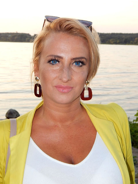 yellow6.jpg