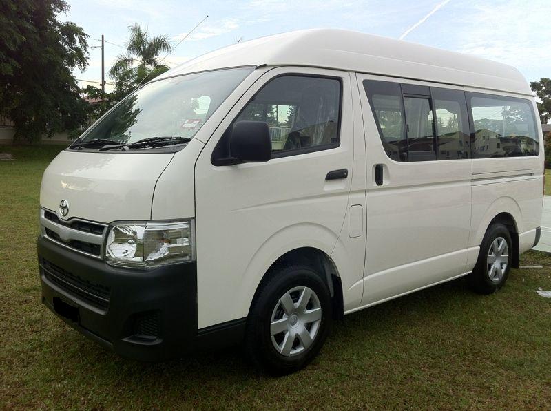 van toyota hiace sewa #6
