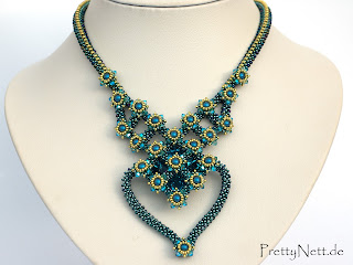 Beaded necklace "Lady Malvasia" - Design by PrettyNett.de