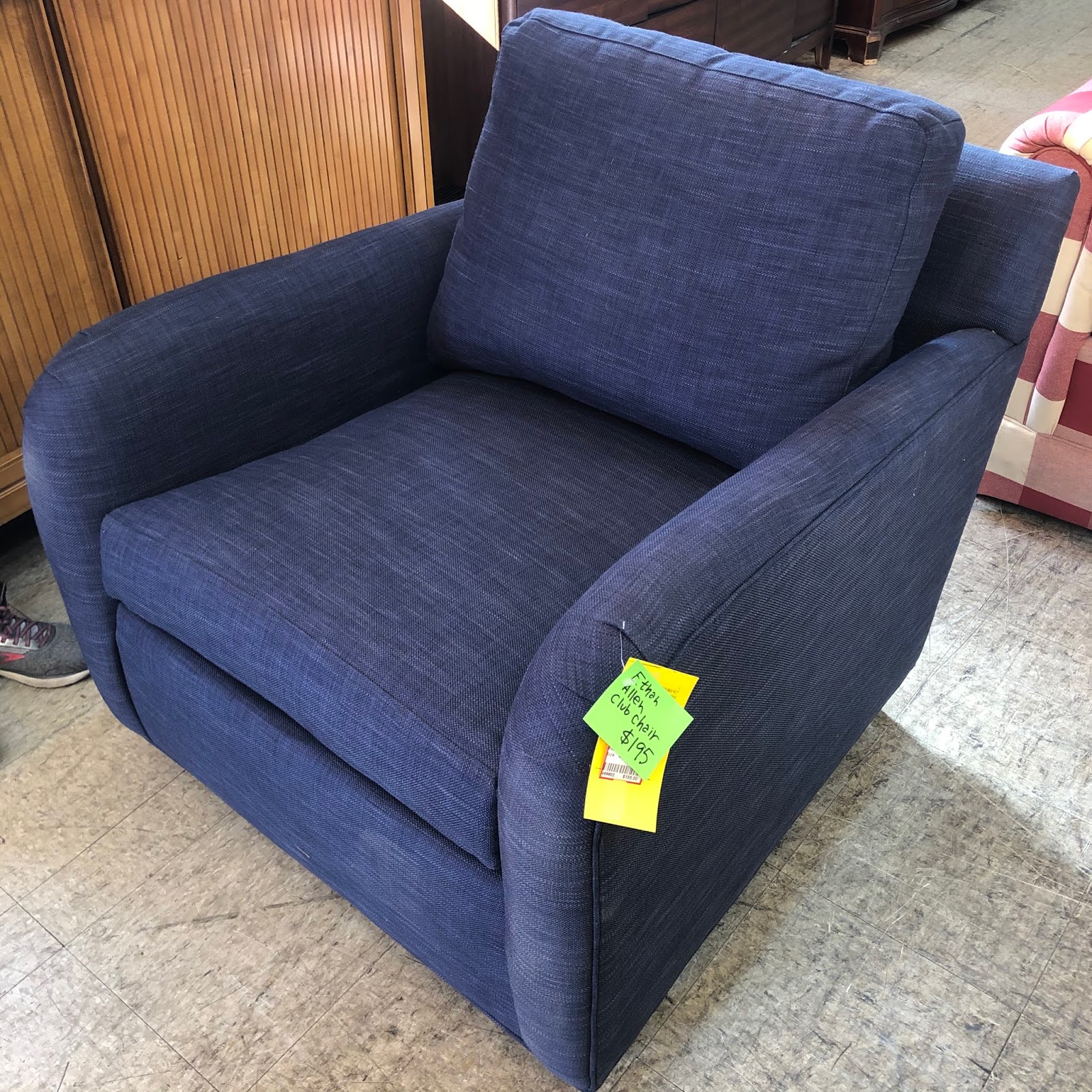 Uhuru Furniture & Collectibles Ethan Allen Blue Club Chair 195 SOLD