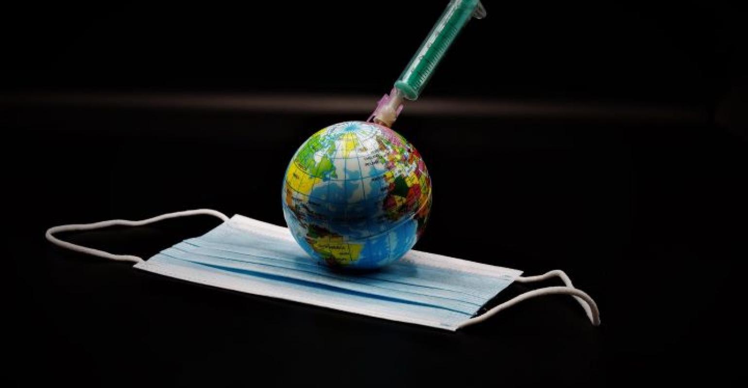 Liberdade de saúde é a questão política mais quente em todo o mundo, e nosso mundo nunca mais será o mesmo depois disso Liberdade de saúde é a questão política mais quente em todo o mundo, e nosso mundo nunca mais será o mesmo depois disso