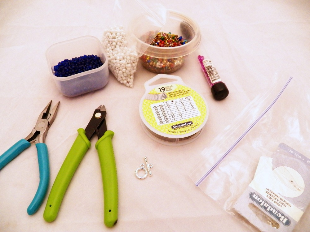 EasyPeasy Beading Wire Bracelet