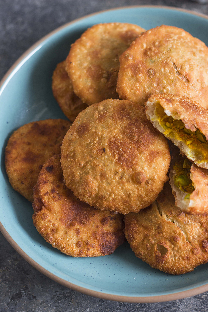 matar kachori, green peas stuffed kachori