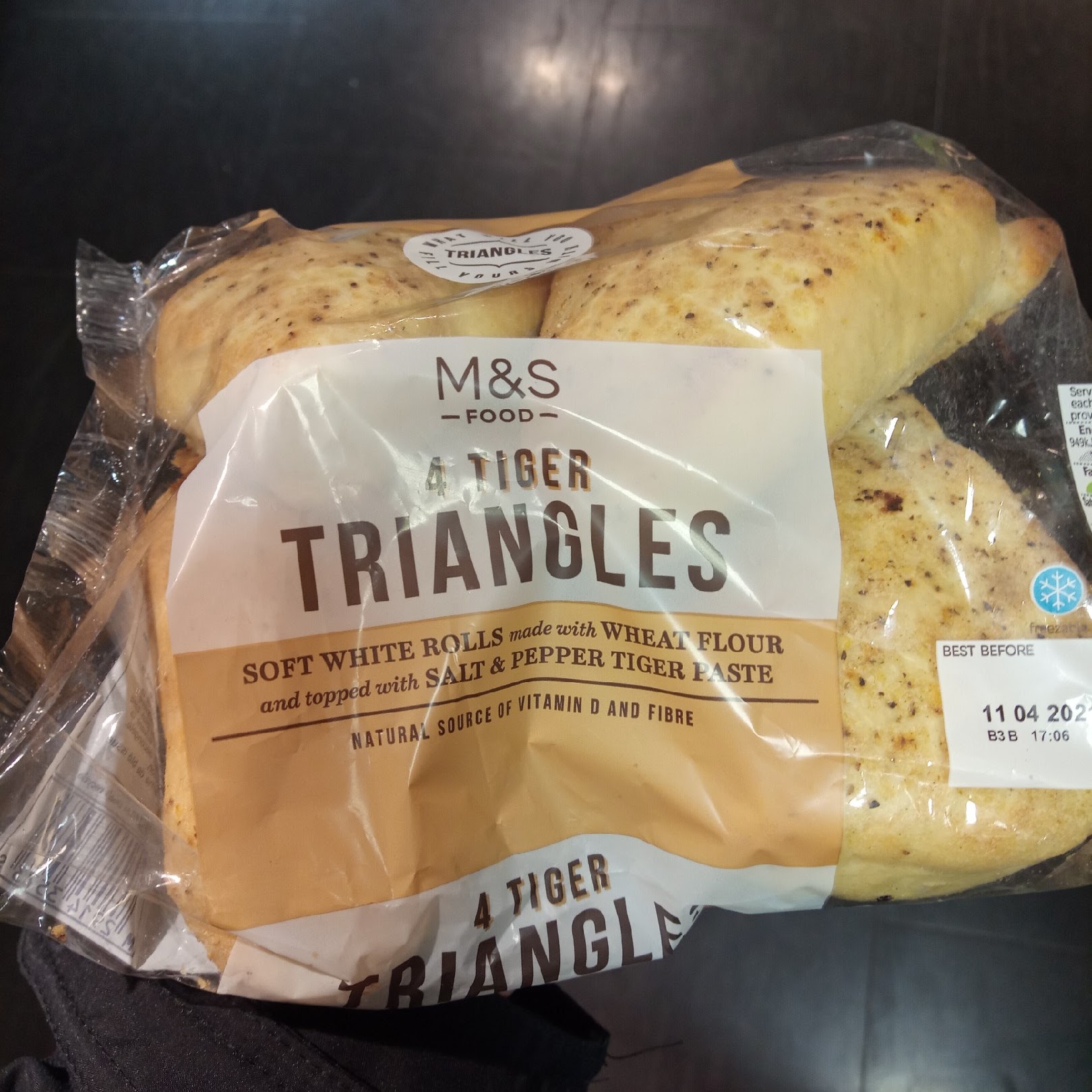 Supersupergirl's Food Reviews Marks Spencers April 2021 finds Italian