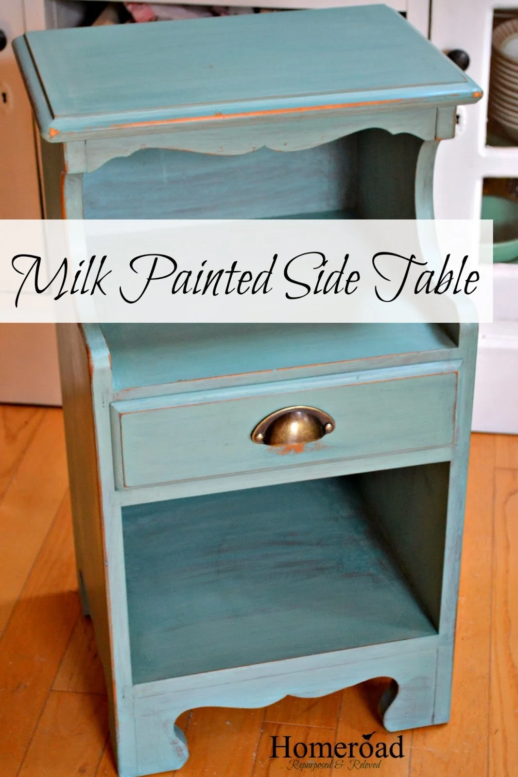 side-table-painted-with-miss-mustard-seed-milk-paint www.homeroad.net