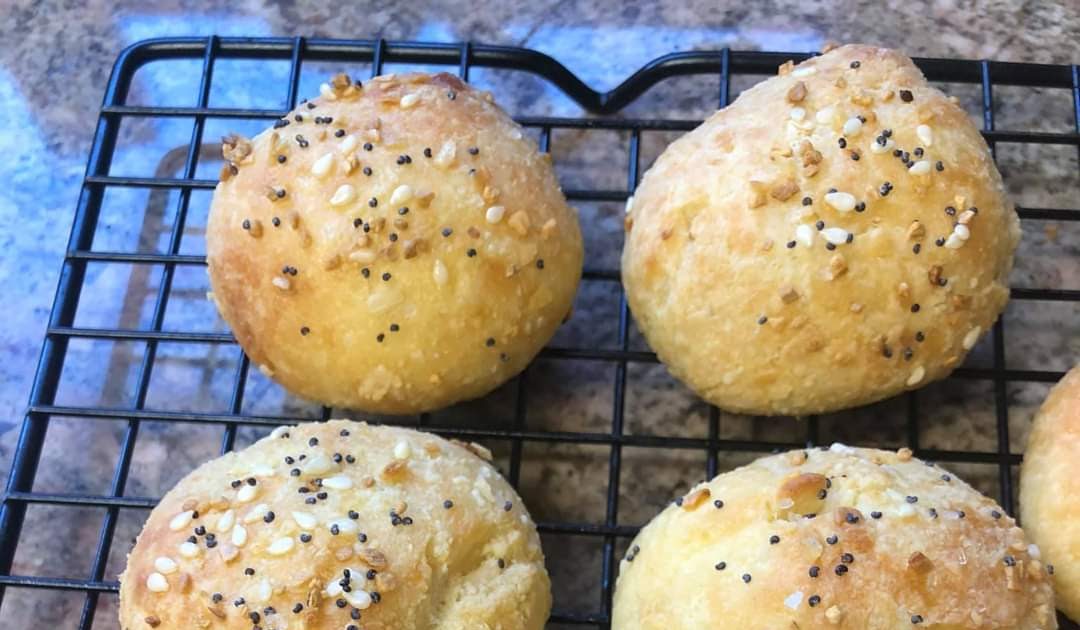 CReam Cheese Stuffed Keto Bagel Bites (Bantam Bagel Copycat)