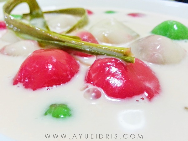 Kuih puteri mandi