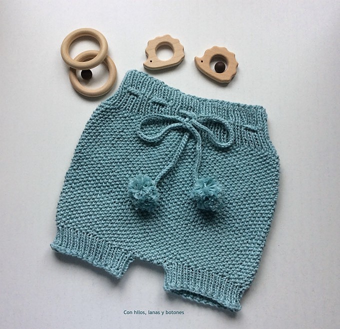 Con hilos, lanas y Pantaloncitos o baby bloomers