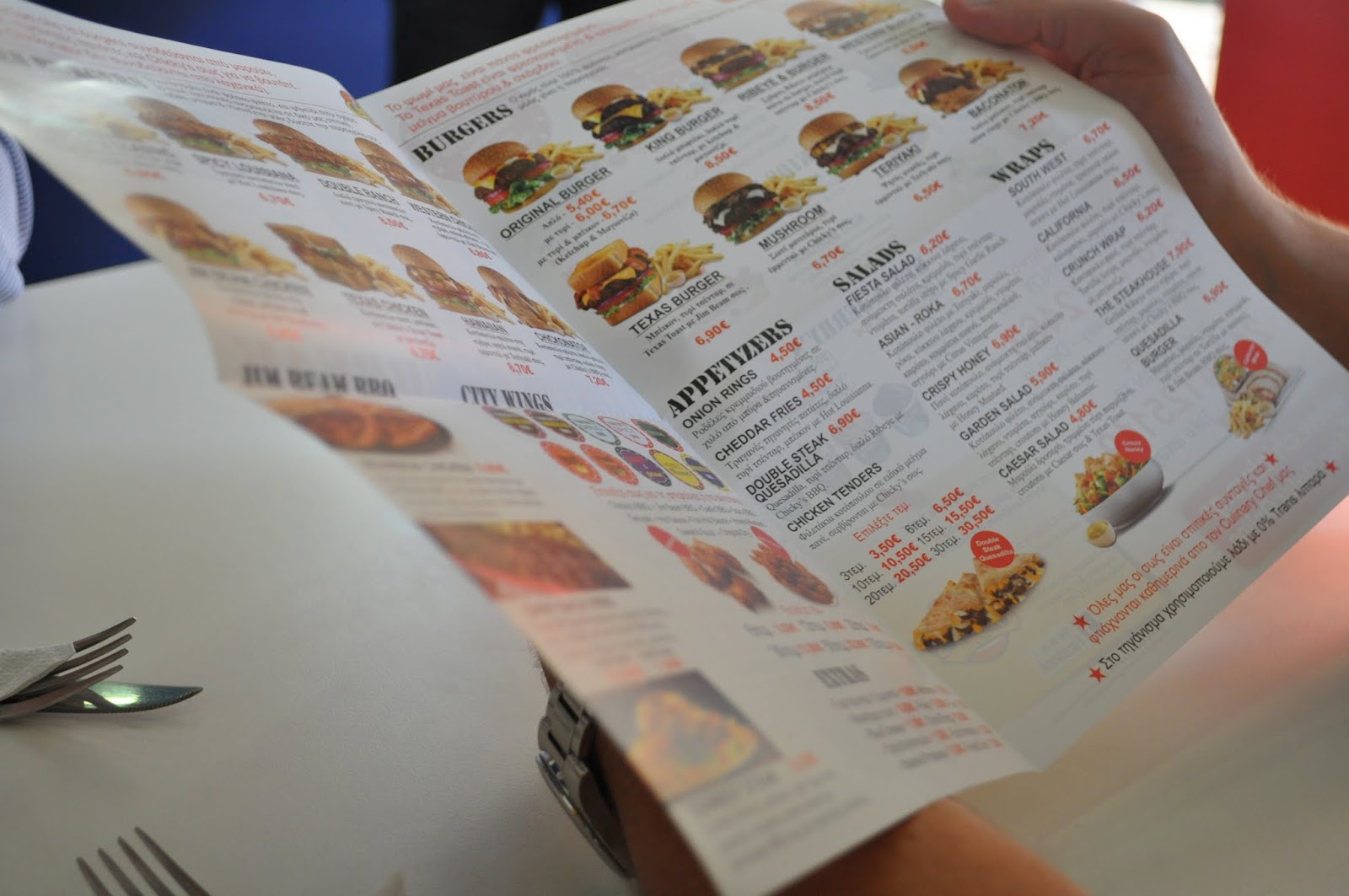 On Athens: Chicky's: 100 Chicken Wings!