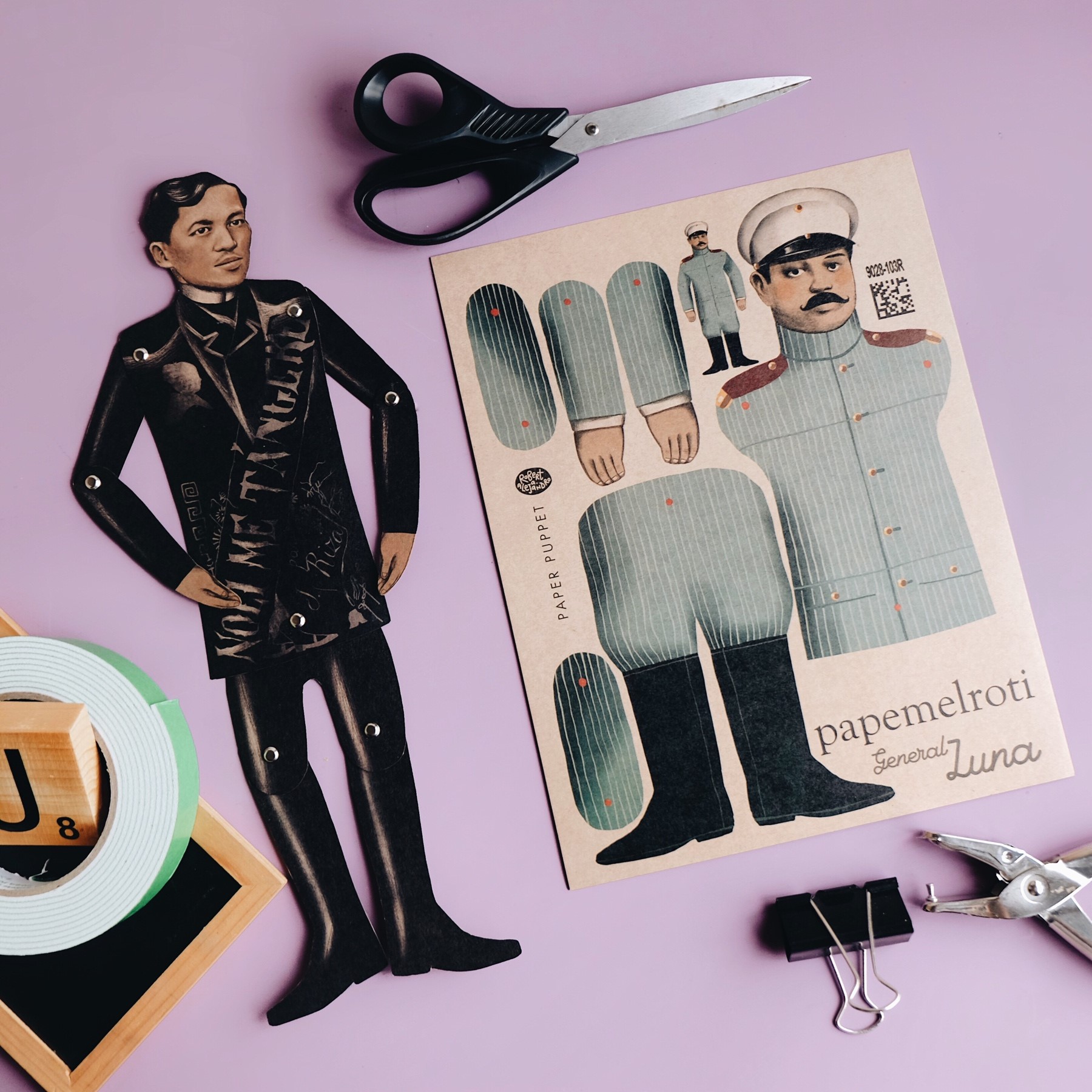 NEW! Articulated Paper Puppets papemelroti