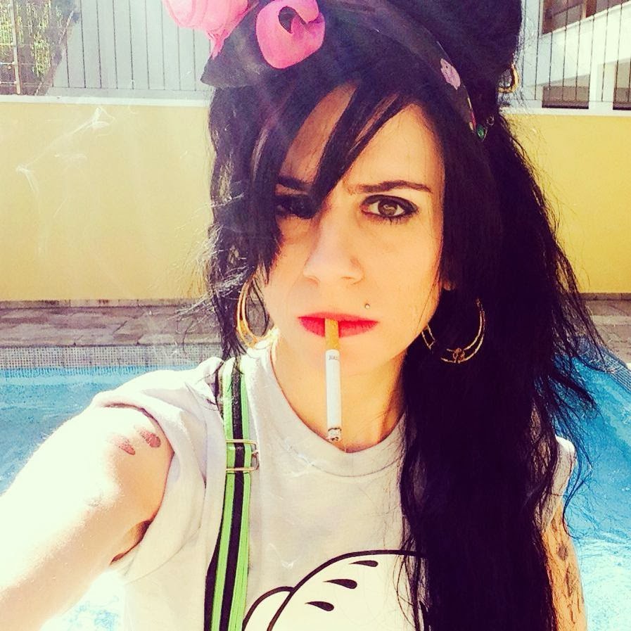 Sósia Amy Winehouse - Fotolog