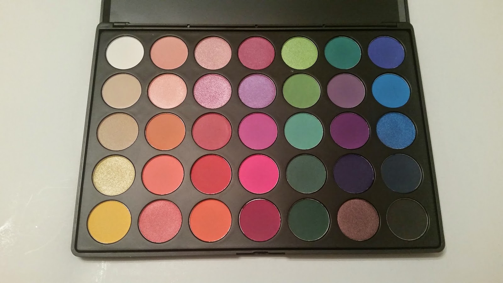 Beauty Brief Morphe 35B Palette Review and Swatches