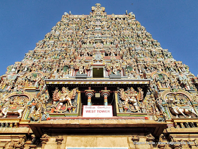 Gopuram Oeste no Templo Meenakshi, em Madurai
