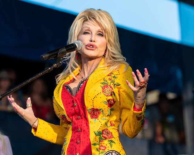 What Dolly Parton taught me about judgement and selfawareness