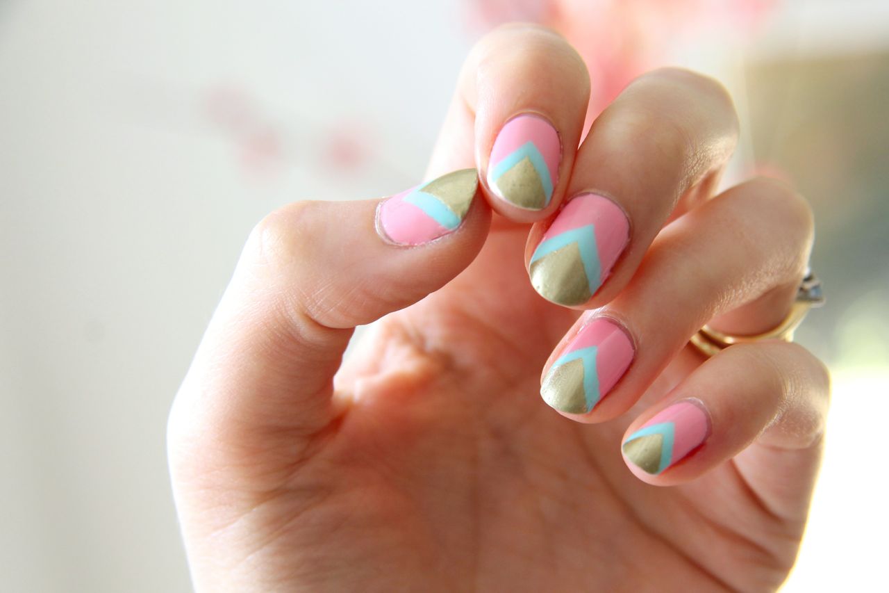 5. Pink and Gold Geometric Nail Art - wide 2