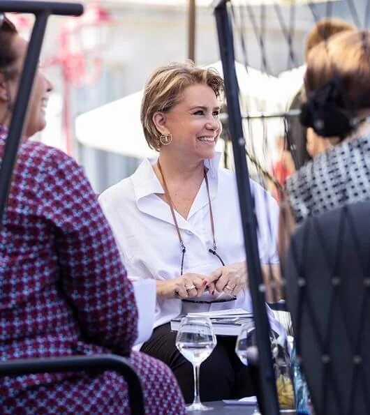 Grand Duchess Maria Teresa wore Emilio Pucci printed silk crepe de chine blazer azure in blue and black trousers