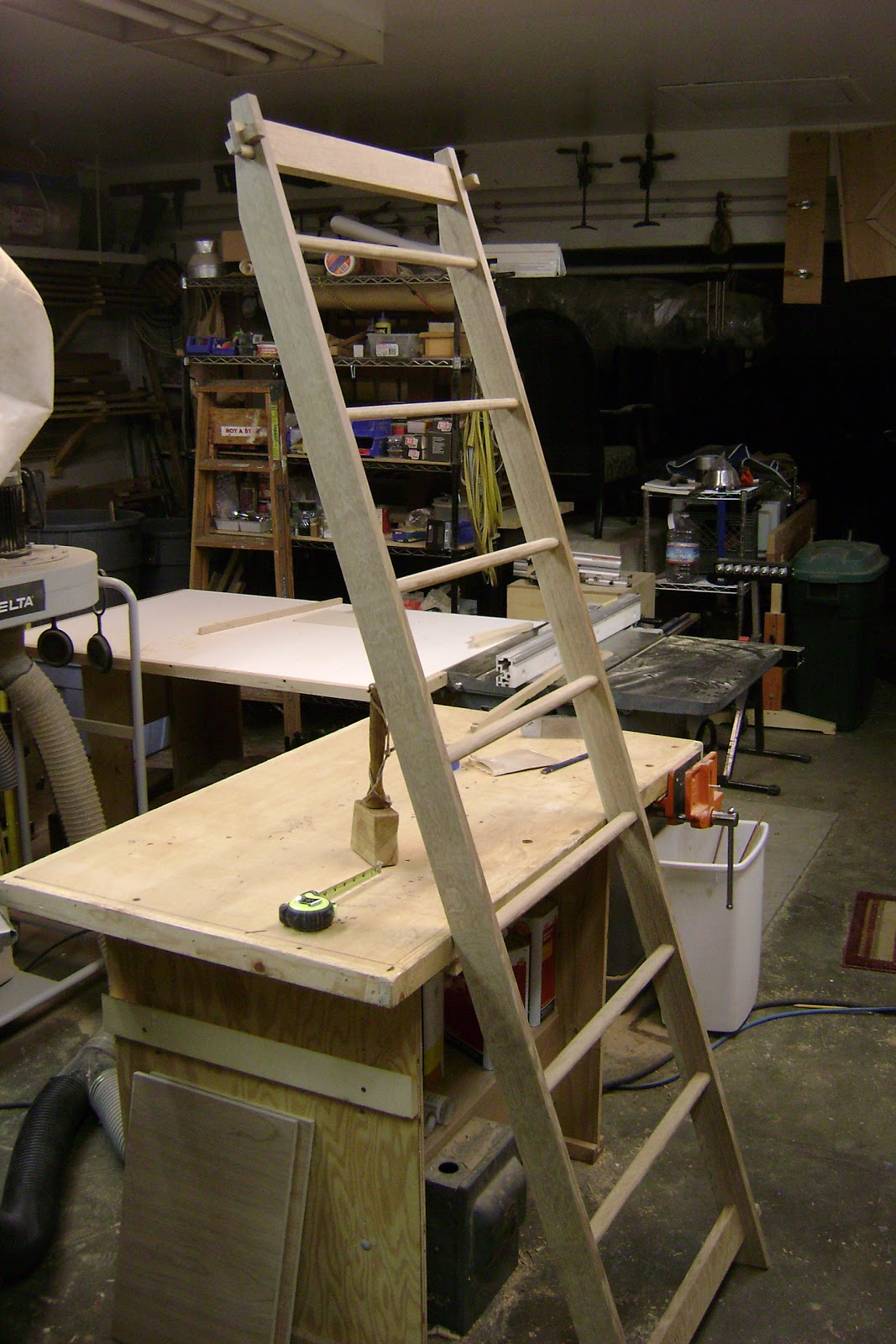 Alaska Wood Quilt Ladder QS white Oak