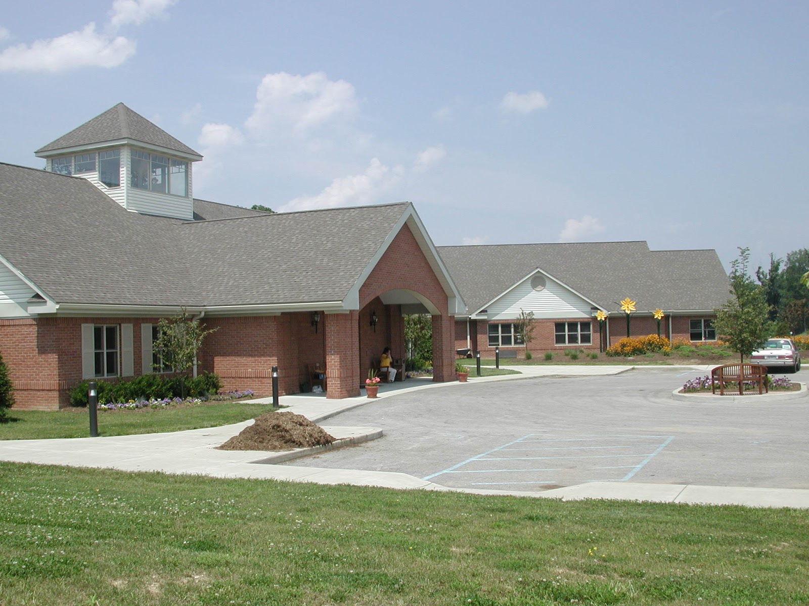 Kanawha Garden Club COMMUNITY PROJECTS