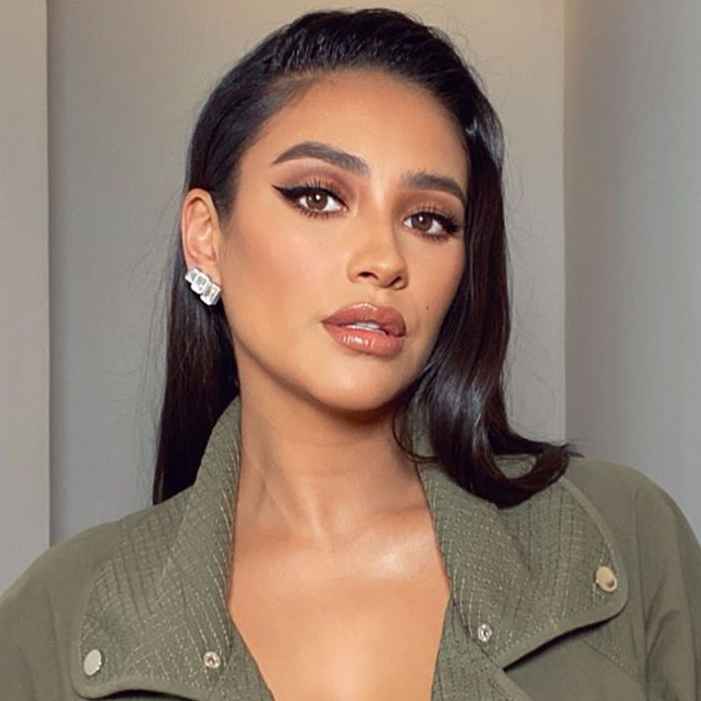 Shay Mitchell Wiki, Biography, Age, Husband, Facts and More