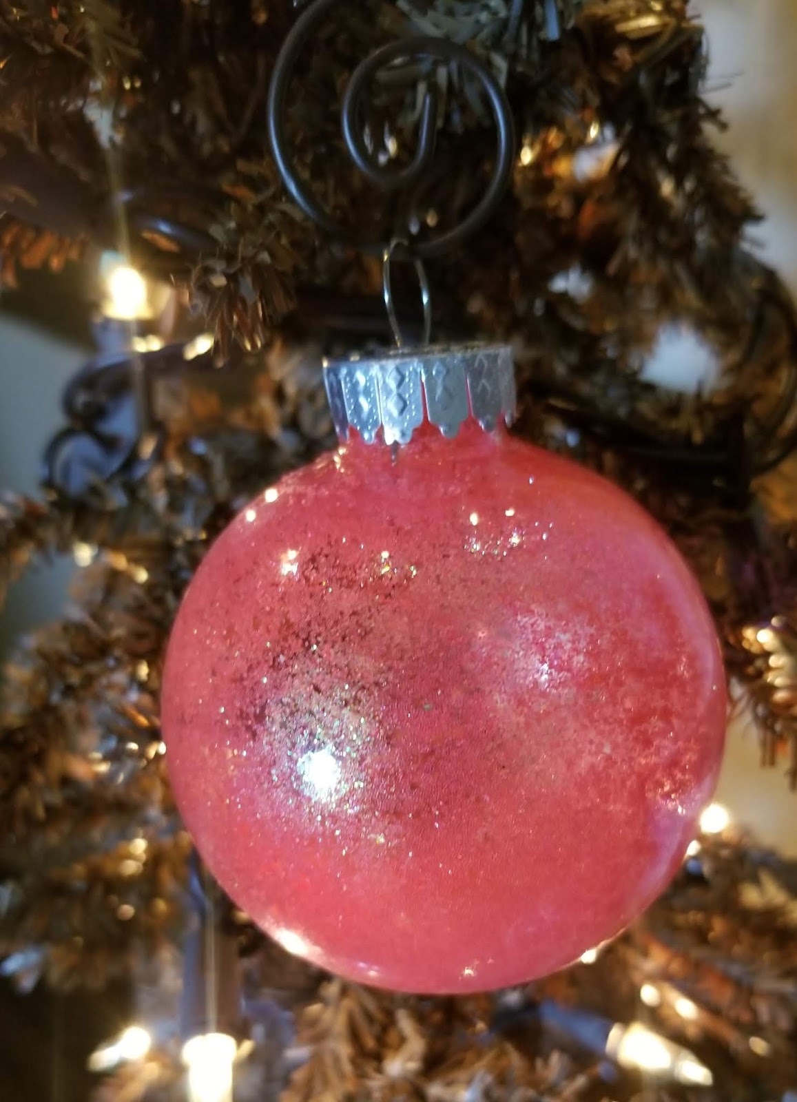 Fields Of Heather Mop & Glo Vs. Polycrylic For Glitter Ornaments