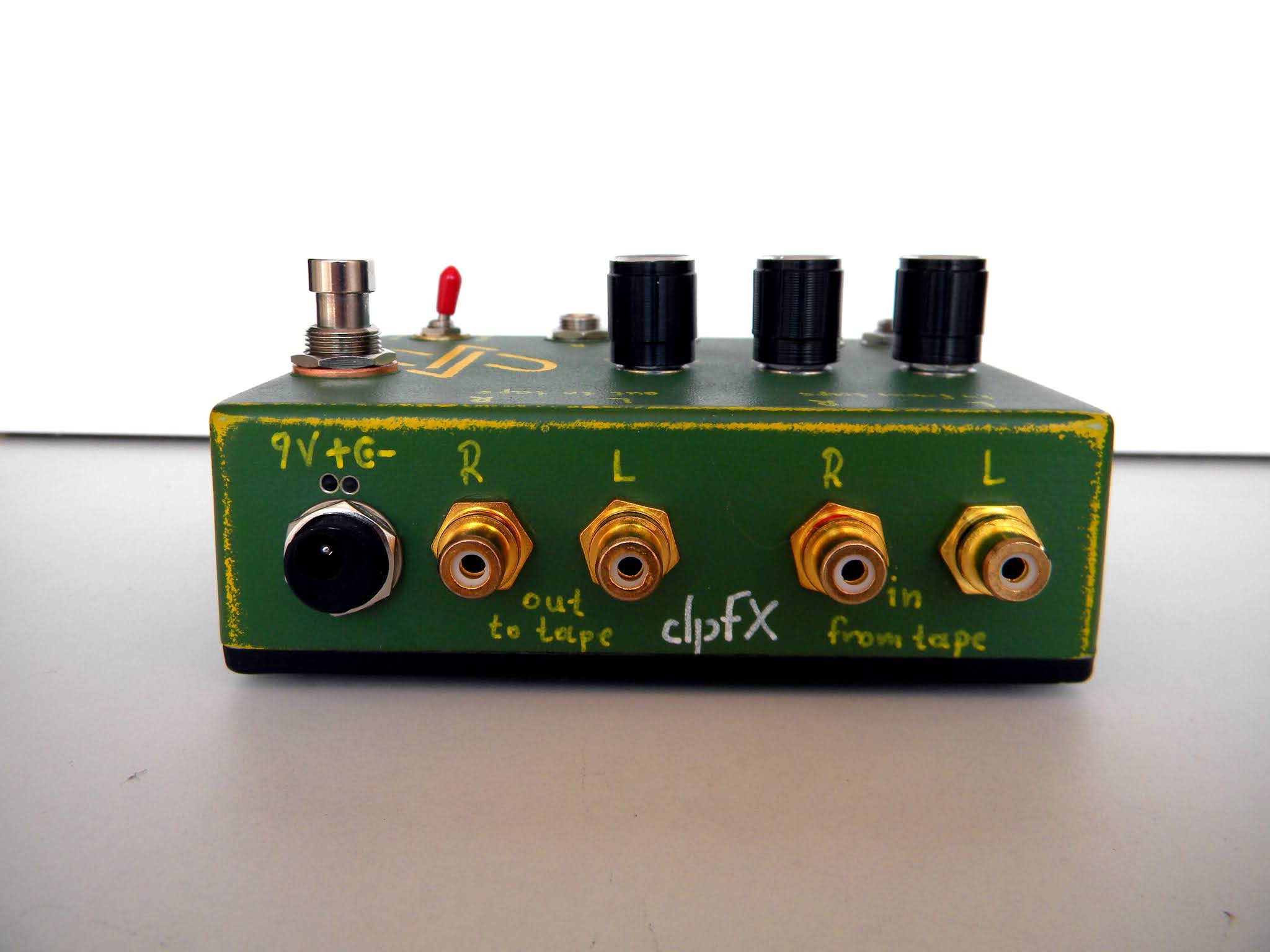 Blender for Custom tape delays, stereo dpFX Pedals