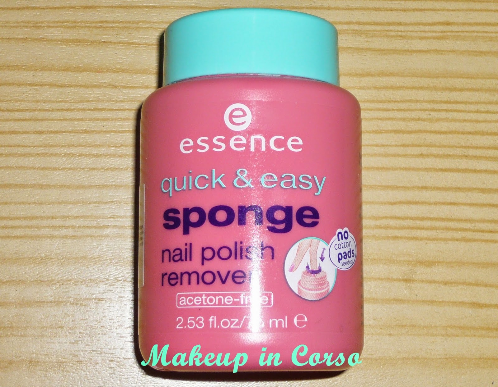 Makeup in Corso Essence Sponge Nail Polish Remover