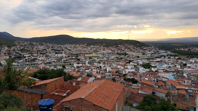 Manutenção interrompe abastecimento de água em parte de Jacobina